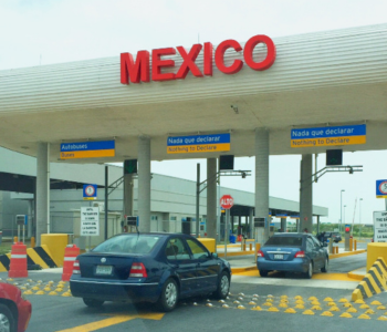 passenger car crossing the US -Mexico border