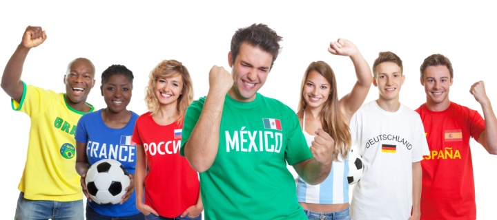 Grupo de aficionados del mundial 2026. Aseguranza de auto para Mexico.