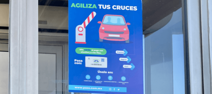 Poster de informacion del uso de TAG de telepeaje PASE, para pagar las casetas en las autopistas de Mexico. Seguro de Auto para Mexico y Baja.