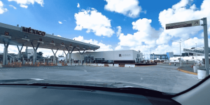 Mexico border crossing to Nuevo Laredo. Cheap Mexico auto insurance.